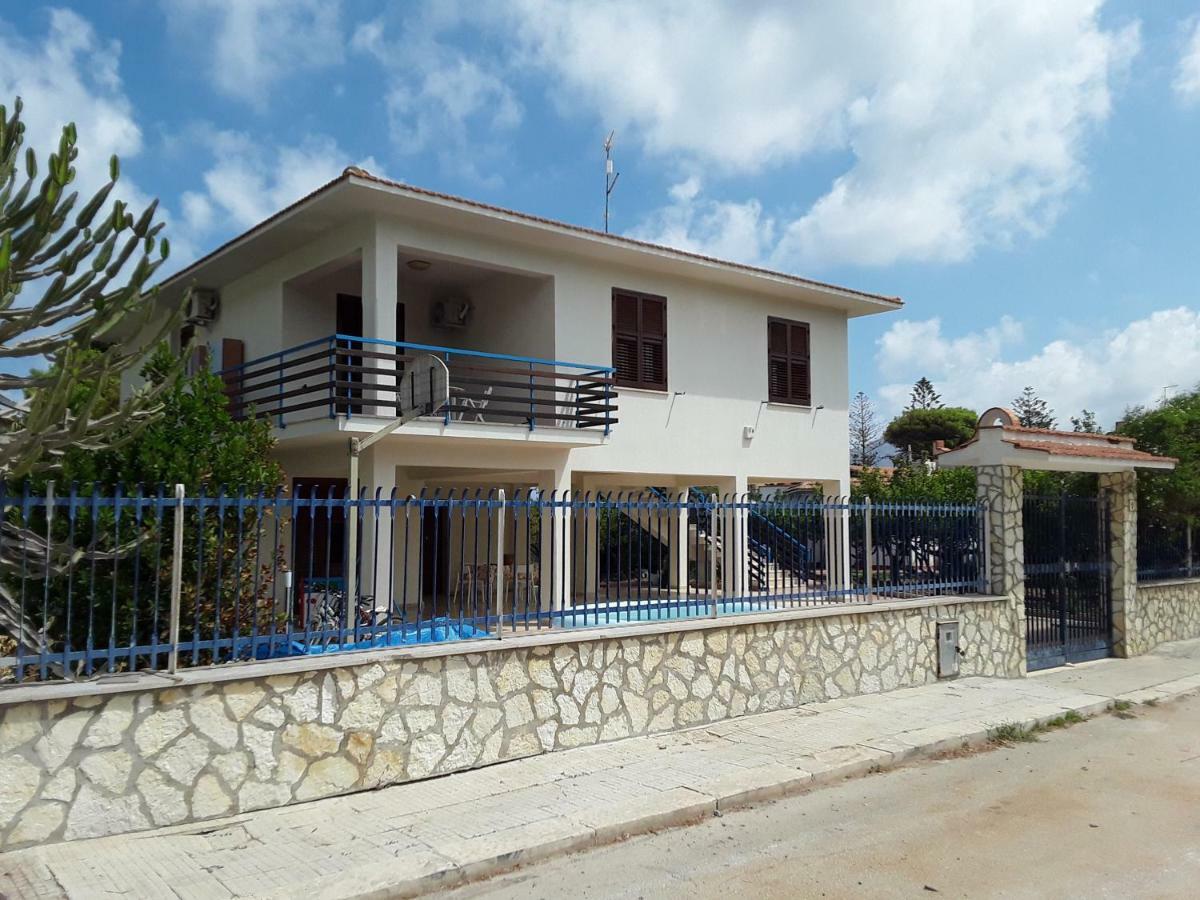 Al Villaggio Valderice Bagian luar foto
